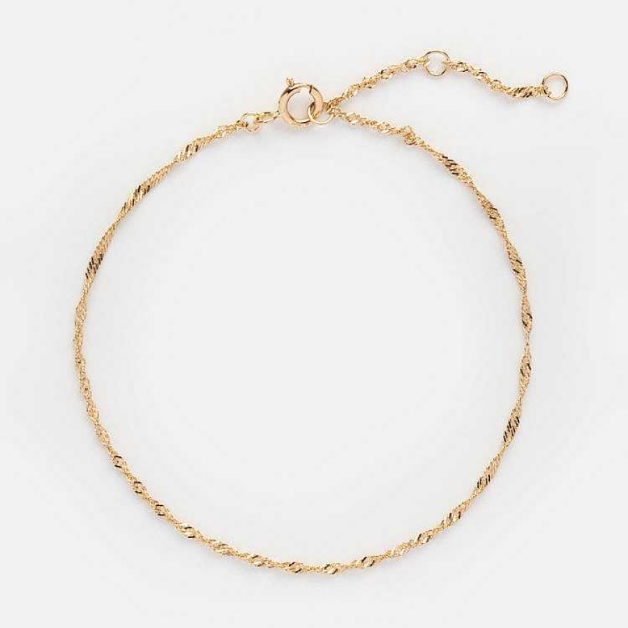 Local Eclectic Solid Gold Twisted Chain Bracelet