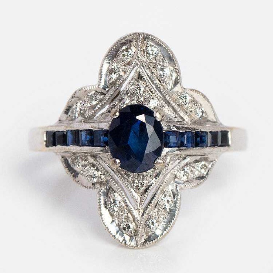 Local Eclectic Vintage 18K Sapphire And Diamond Cluster Ring Size 6.5