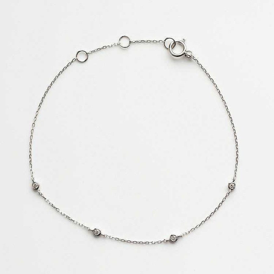 Local Eclectic Solid Gold Simple Diamond Chain Bracelet