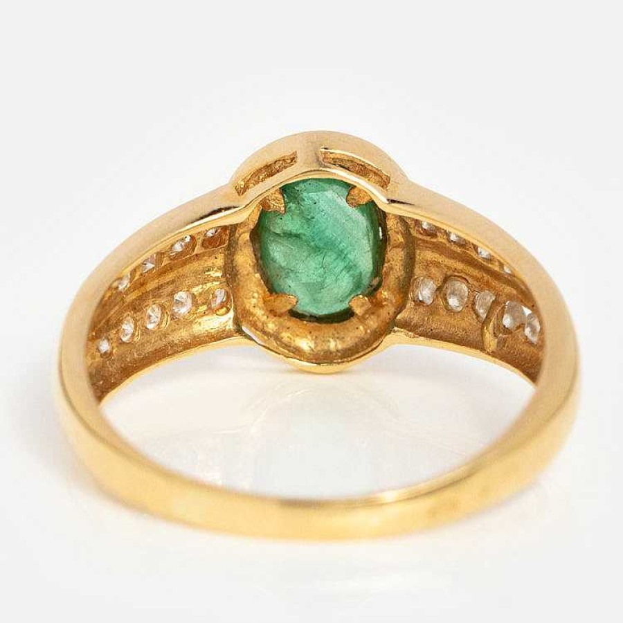 Local Eclectic Vintage 18K Bezel Set Emerald Ring Size 8.5