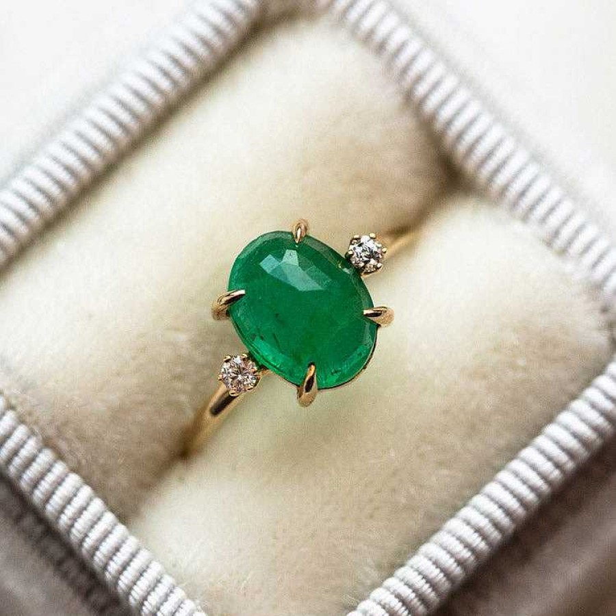 Local Eclectic Oval Emerald Ring With Diamonds In Yellow Gold