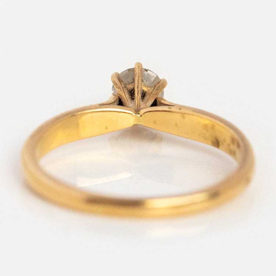 Local Eclectic Vintage 18K Diamond Solitaire Ring Size 8.5