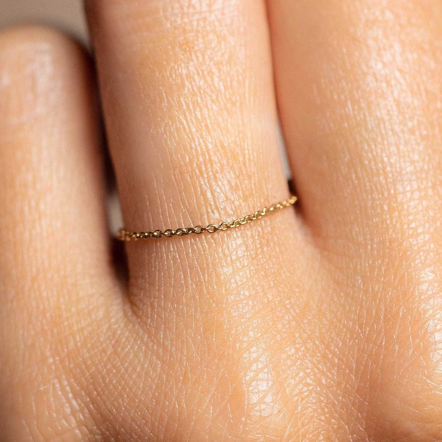 Local Eclectic Solid Gold Chain Ring